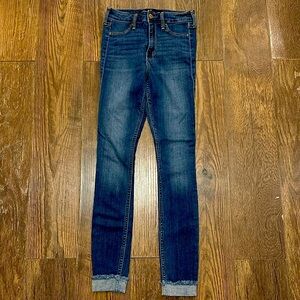 Hollister High-Rise Jean Jegging